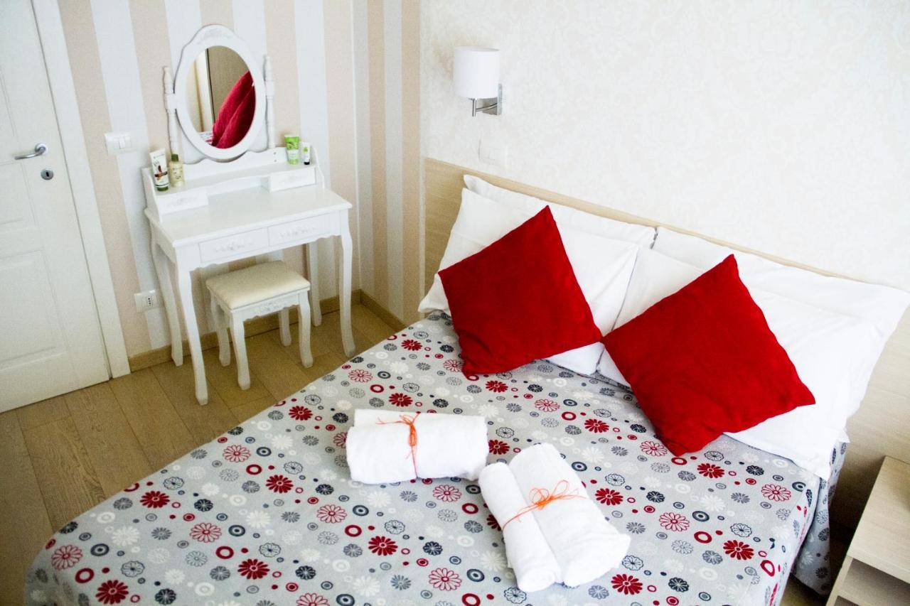 רומא Marta Inn מראה חיצוני תמונה